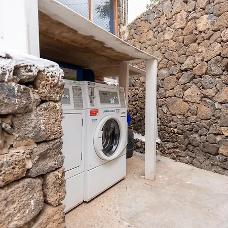 Relaxing Upper Floor Apartment- Exclusive Complex. Apartament Los Pocillos