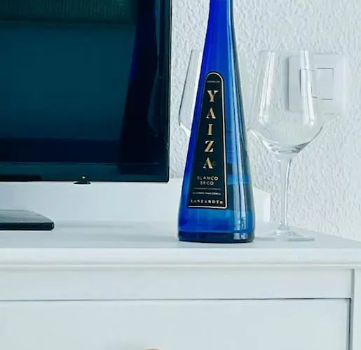 Relaxing Upper Floor Apartment- Exclusive Complex. Apartament Los Pocillos