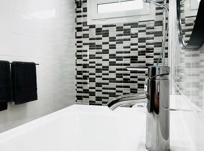 Apartament Relaxing Upper Floor Apartment- Exclusive Complex. *