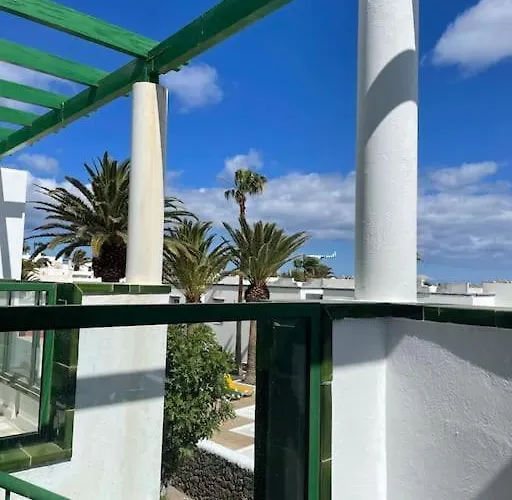 Daire Relaxing Upper Floor Apartment- Exclusive Complex. *