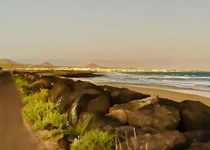 Relaxing Upper Floor Apartment- Exclusive Complex.