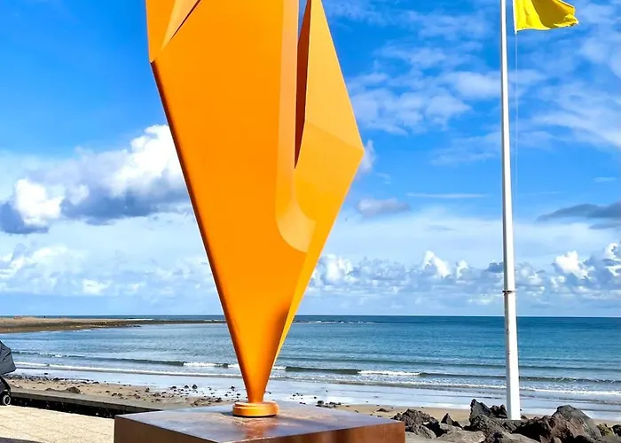 Relaxing Upper Floor Apartment- Exclusive Complex. *