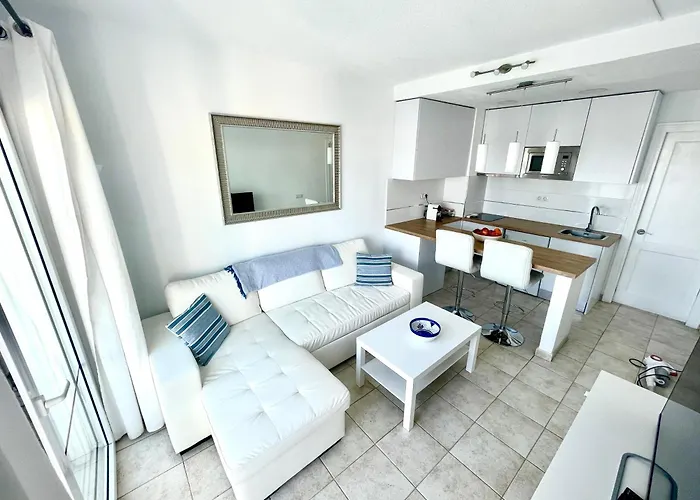 Daire Relaxing Upper Floor Apartment- Exclusive Complex. Los Pocillos